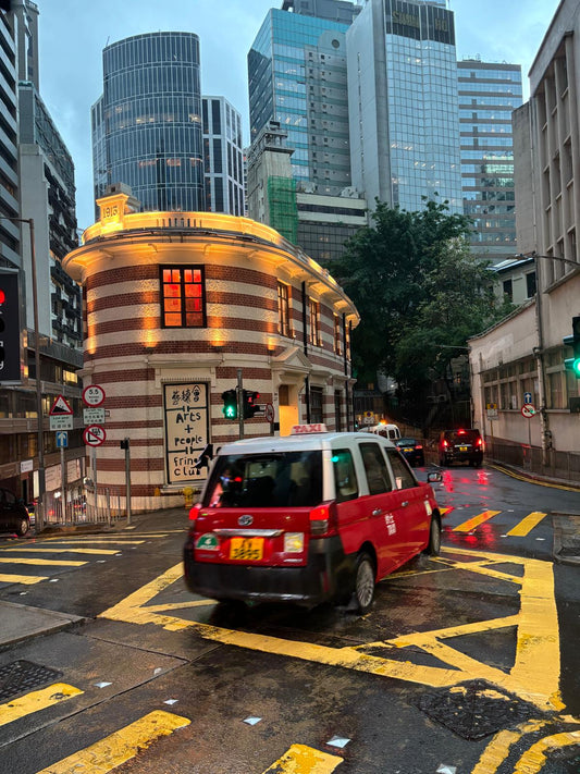 Shine through Hong Kong's rainy season: The ultimate guide to choosing the perfect rainboot